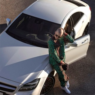 GETTOMASA: DIPLOMAATTI